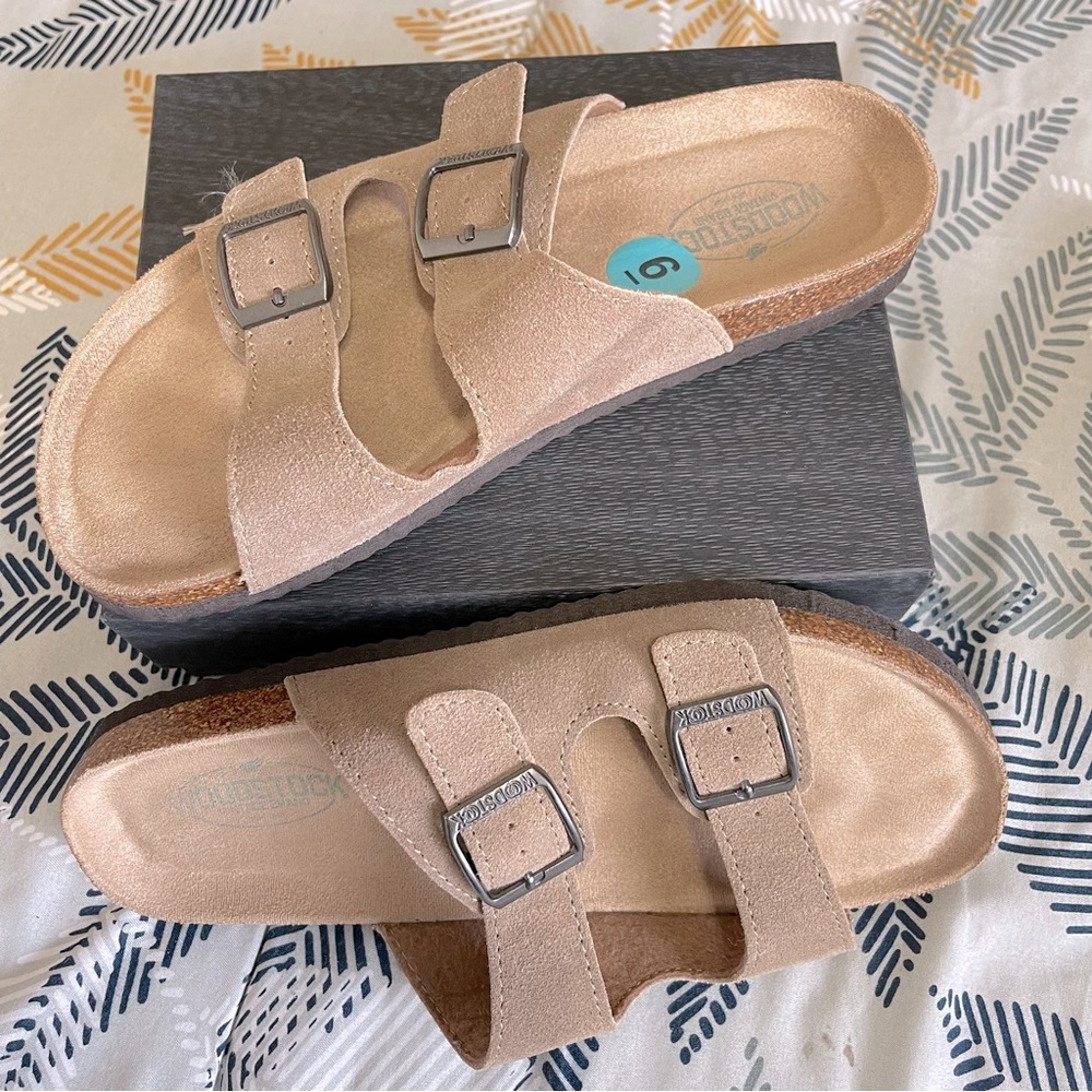 WOODSTOCK VINTAGE BRAND NEW YORK / size 6 & 7 fit ok as well , new without tags